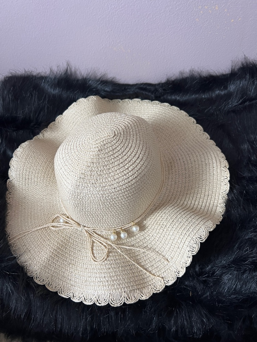 Cream Scalloped Brim Sun Hat with Pearl Tie